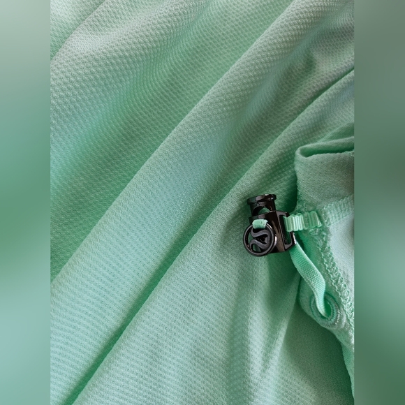 Lululemon Tank Top 6 Mint Green Black Stripe Drawstring Ruffle Bottom Seafoam - Picture 12 of 14